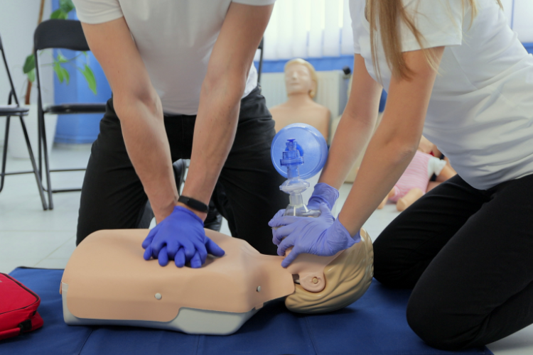who needs cpr training in healthcare and who does not1